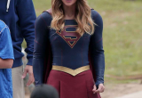 041_supergirl_in_park.jpg